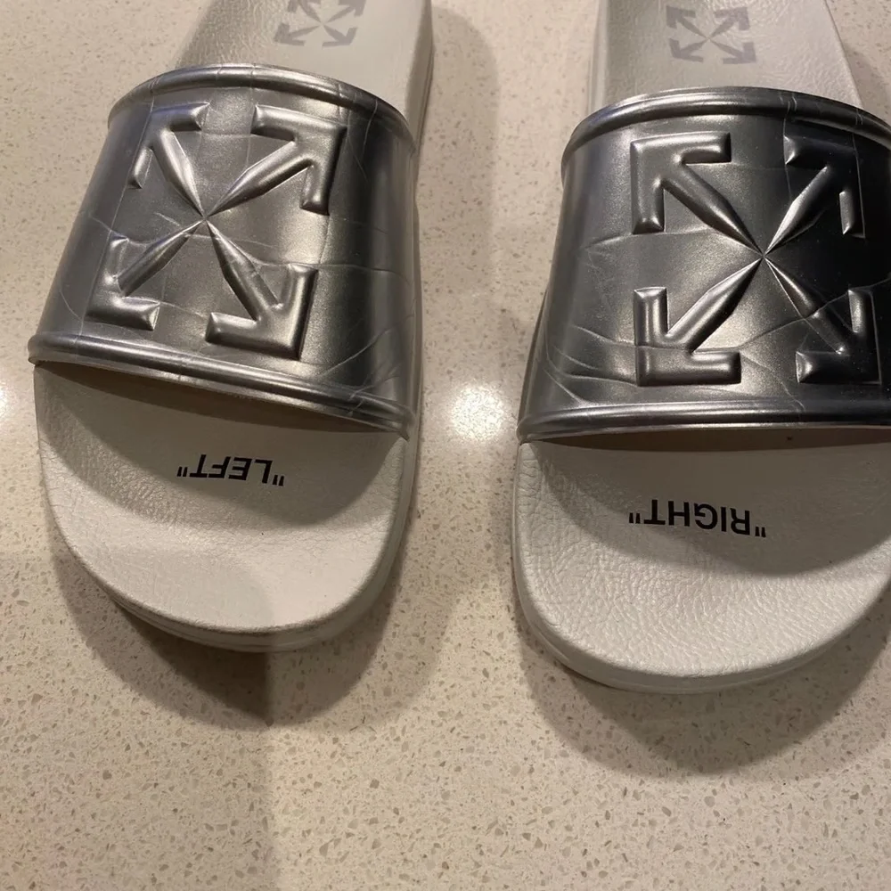 Off-White Mens Arrow Slides Mirror Silver Slip-On Sandal Shoes Size EU 43/US 10